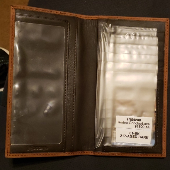 Nocona Checkbook/Wallet - Picture 2 of 3